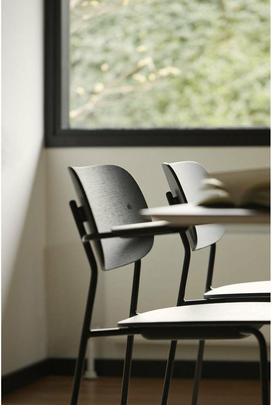 [product_category]-Audo Copenhagen Co Food Chair Dark Stained Oak, Black-Audo Copenhagen-5709262024841-1160849-MEN-20