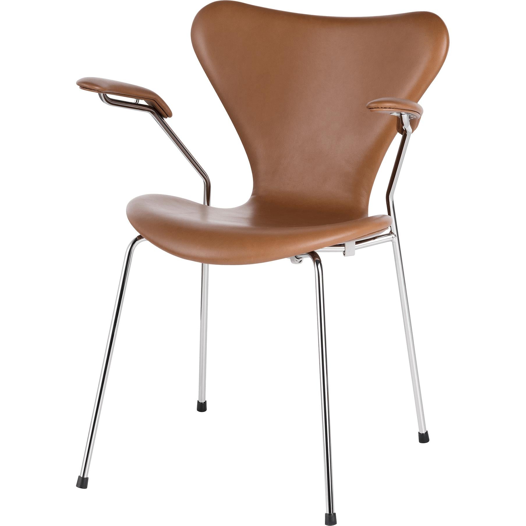 [product_category]-Fritz Hansen Series 7 Armchair With Armrest Full Upholstery Leather Wild, Walnut-Fritz Hansen-3207-FulUph-Wild-Walnut-FRI-1