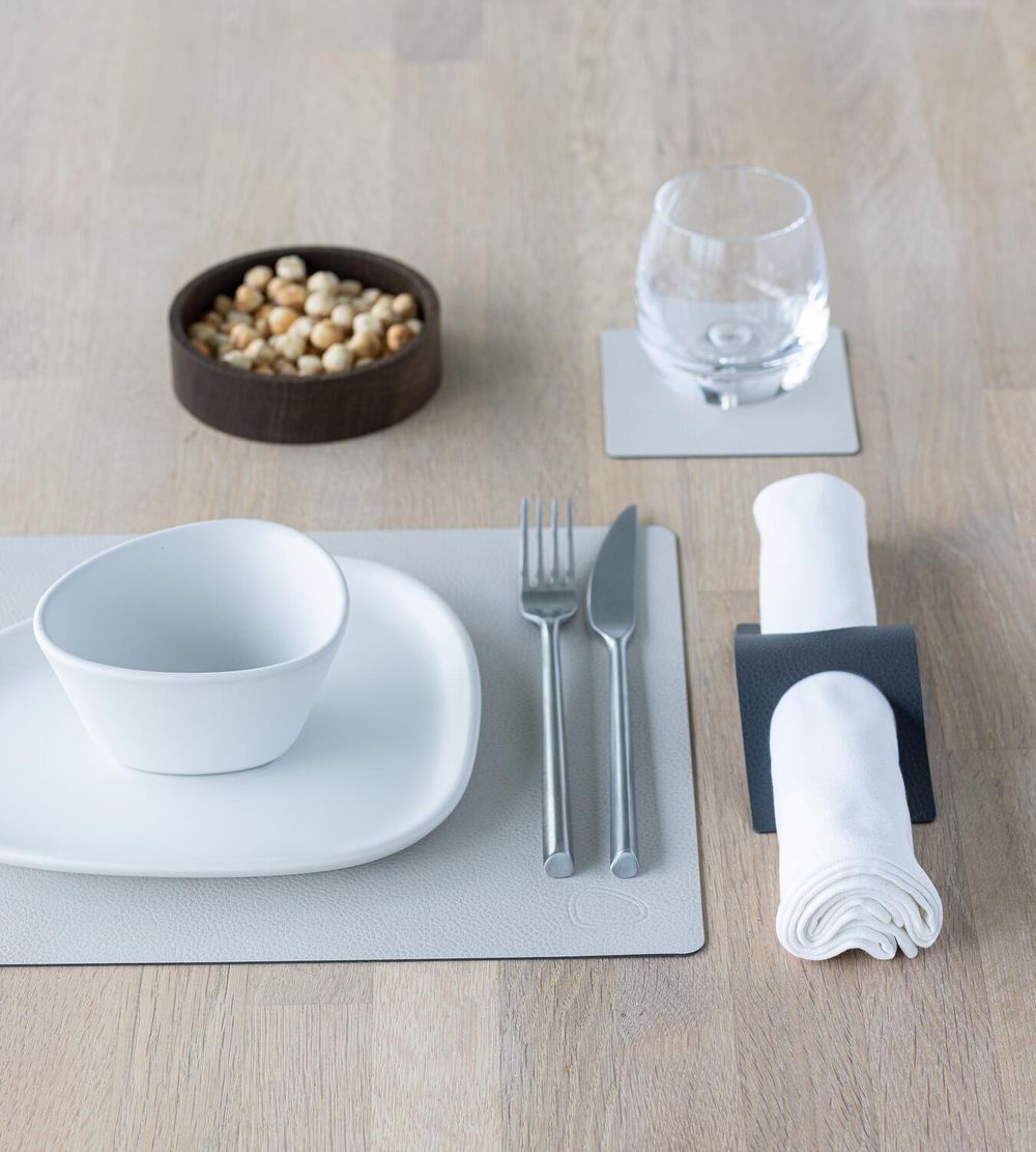 [product_category]-Lind Dna Square Placemat Serene Leather M, Cream-Lind DNA-5711590996646-991488-LIN-4