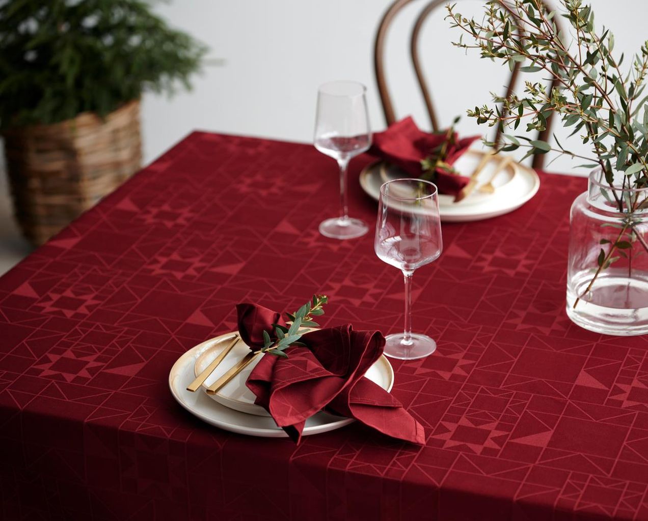 [product_category]-Södahl Star 140x220 Damask Tablecloth, Red-Södahl-5722000271703-27170-SÖD-3